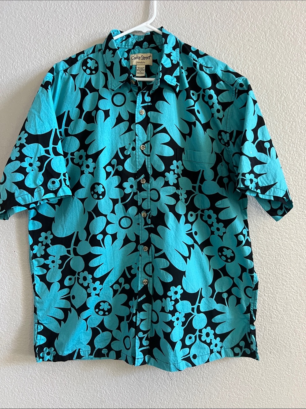 Cooke Street Honolulu Turquoise & Black Floral Hawaiian Shirt Size XL
